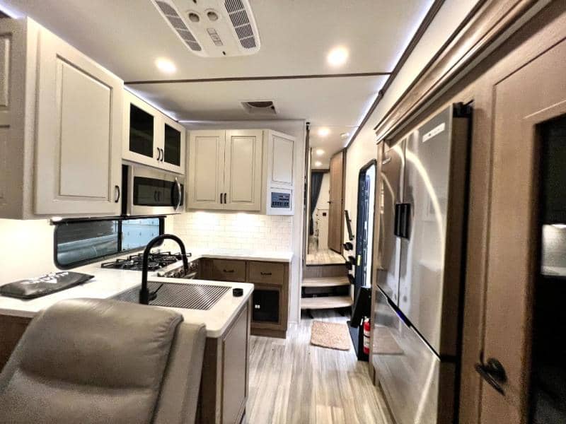 2023 Alliance RV 2023 Alliance RV Paradigm - thumbnail 41