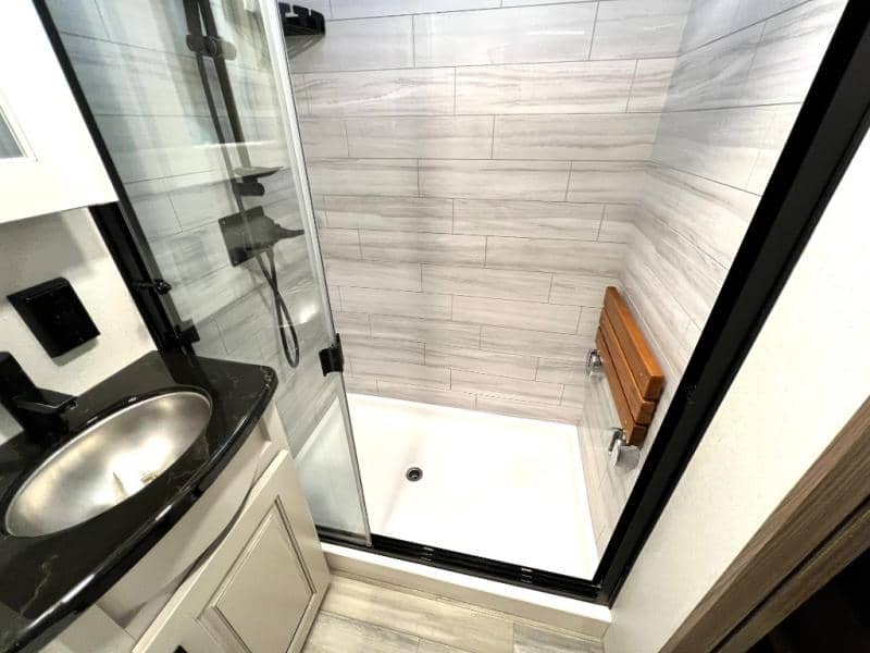 2023 Alliance RV 2023 Alliance RV Paradigm - thumbnail 48