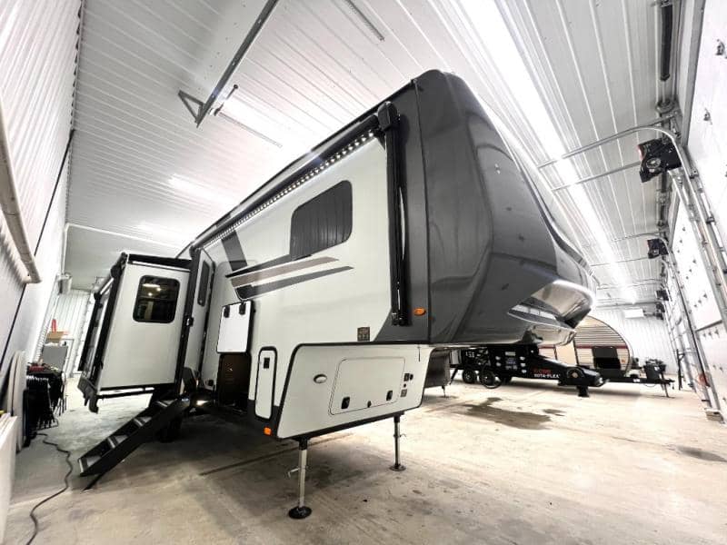 2026 Forest River 2026 Forest River Rockwood Signature - thumbnail 3