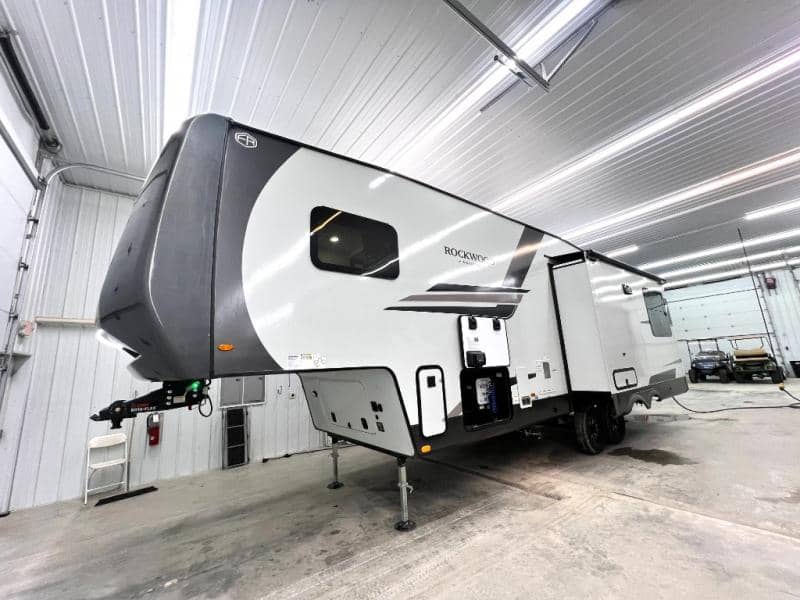 2026 Forest River 2026 Forest River Rockwood Signature - thumbnail 4