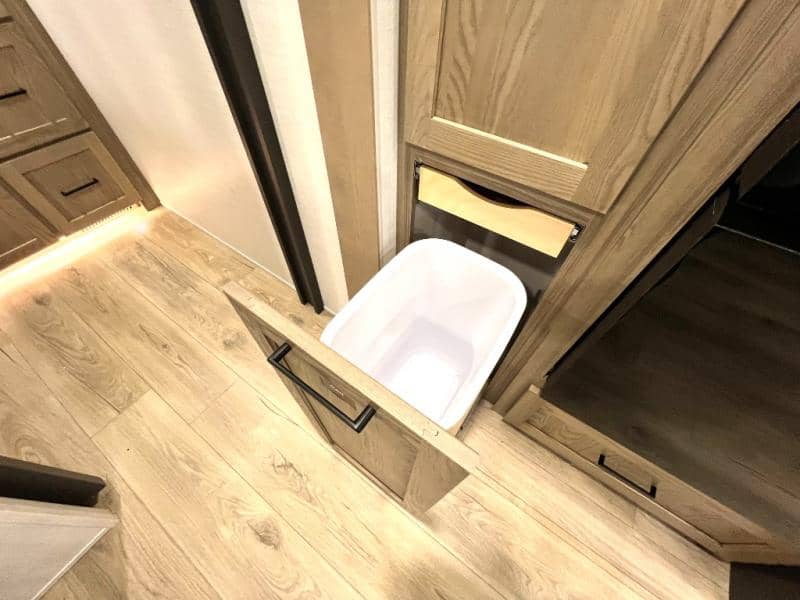 2026 Forest River 2026 Forest River Rockwood Signature - thumbnail 33