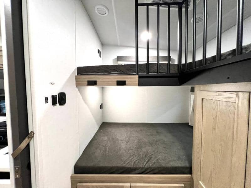 2026 Forest River 2026 Forest River Rockwood Signature - thumbnail 39