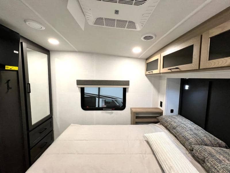 2026 Forest River 2026 Forest River Rockwood Signature - thumbnail 54