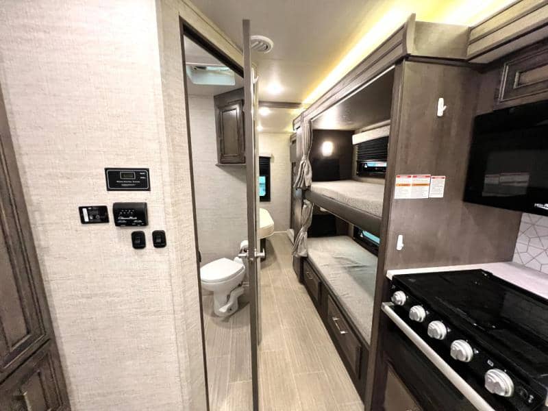 2023 Entegra Coach 2023 Entegra Coach Odyssey - thumbnail 34