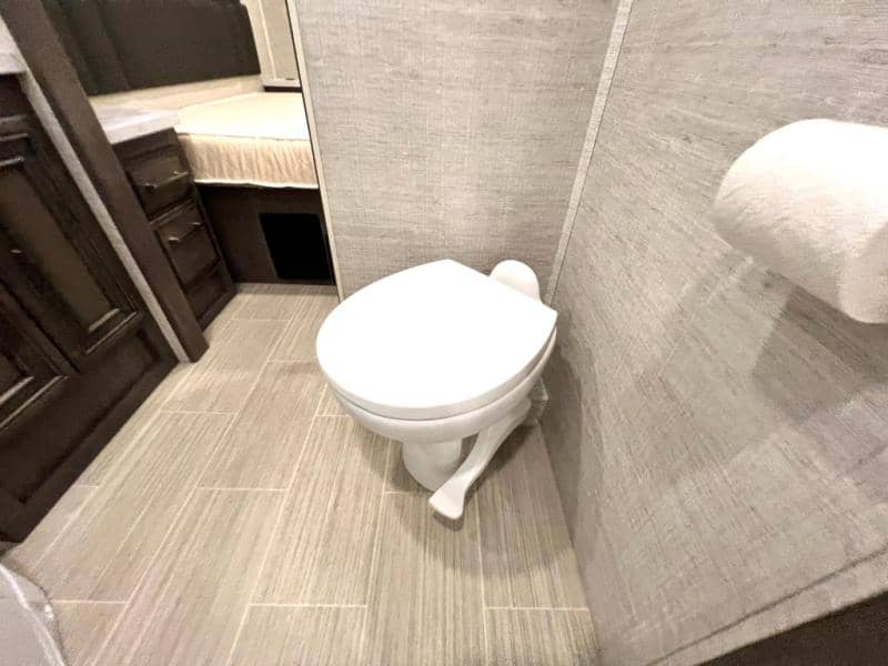 2023 Entegra Coach 2023 Entegra Coach Odyssey - thumbnail 36