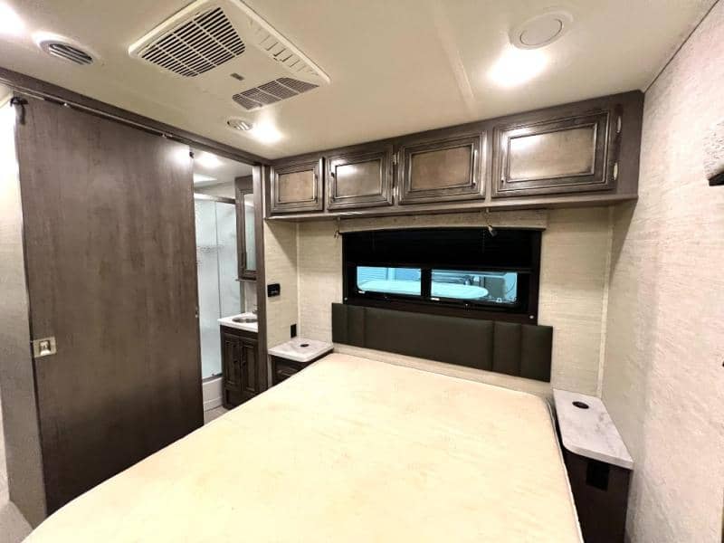 2023 Entegra Coach 2023 Entegra Coach Odyssey - thumbnail 48