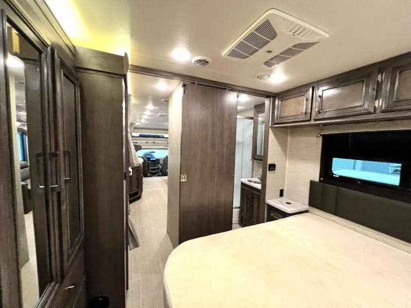 2023 Entegra Coach 2023 Entegra Coach Odyssey - thumbnail 49