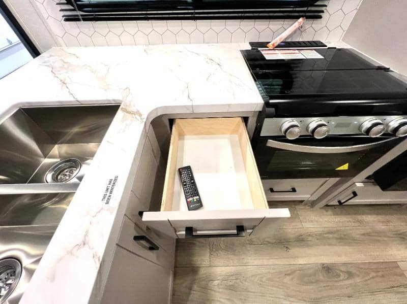 2026 Jayco 2026 Jayco Jay Feather - thumbnail 22