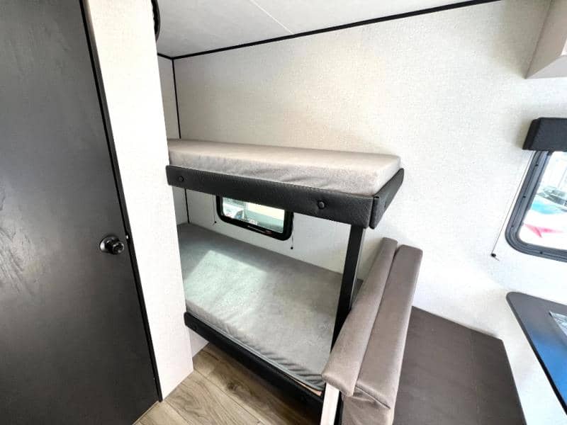 2026 Jayco 2026 Jayco Jay Feather Air Sl - thumbnail 24