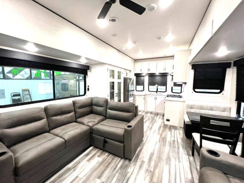 2026 Jayco 2026 Jayco Jay Flight Bungalow - thumbnail 11