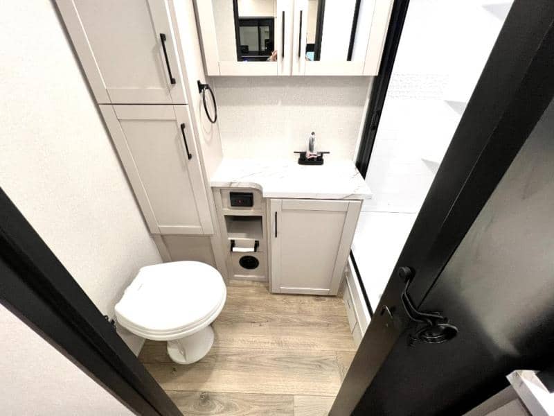 2026 Jayco 2026 Jayco Jay Feather - thumbnail 35