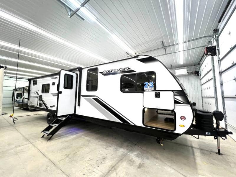 2026 Jayco 2026 Jayco Jay Feather - thumbnail 3