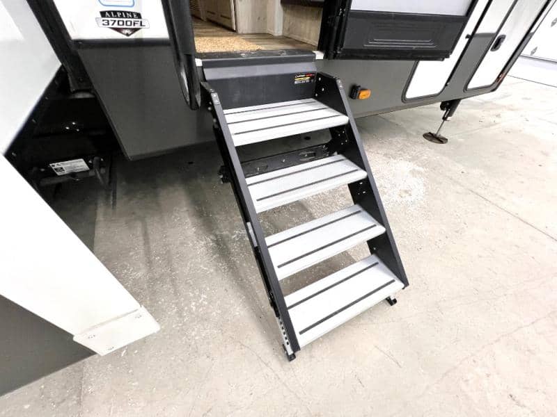 2022 Keystone RV 2022 Keystone RV Alpine - thumbnail 15
