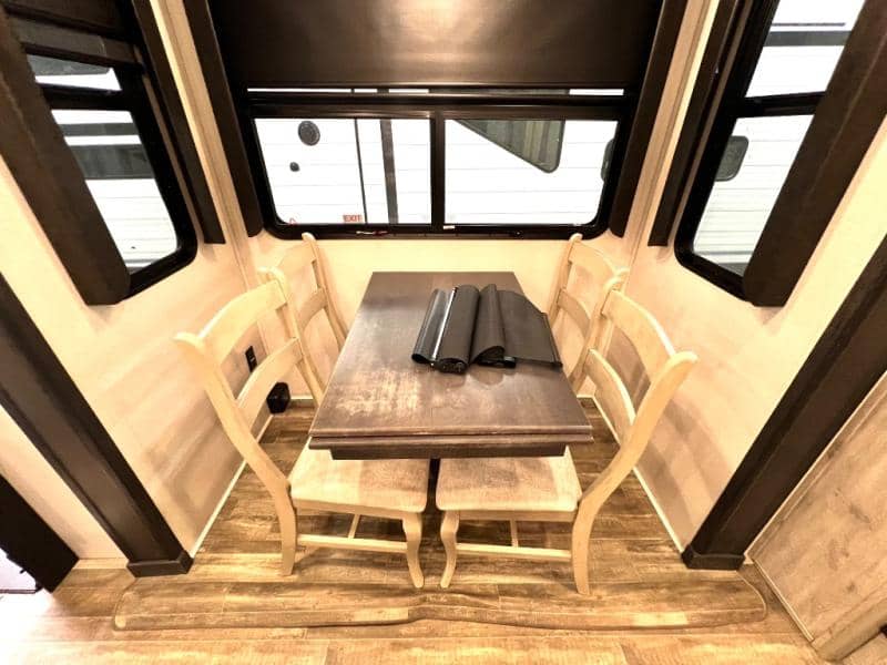 2022 Keystone RV 2022 Keystone RV Alpine - thumbnail 17