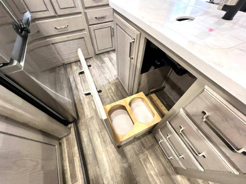 2022 Keystone RV 2022 Keystone RV Alpine - thumbnail 28