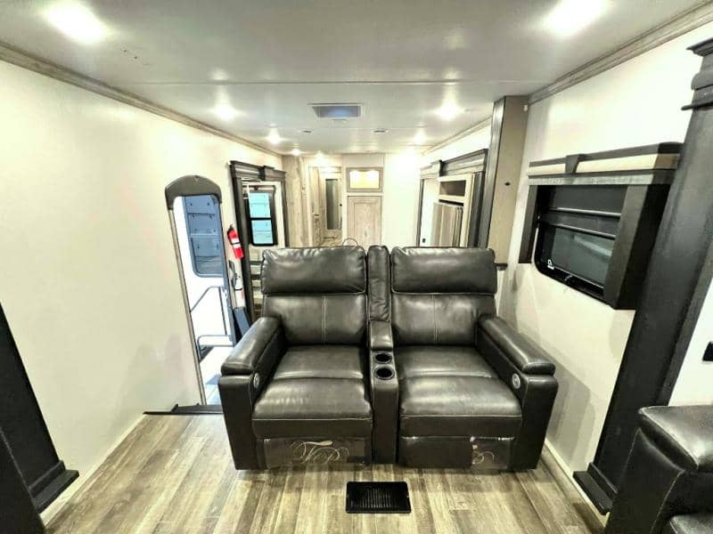 2022 Keystone RV 2022 Keystone RV Alpine - thumbnail 38