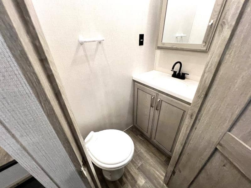 2022 Keystone RV 2022 Keystone RV Alpine - thumbnail 42