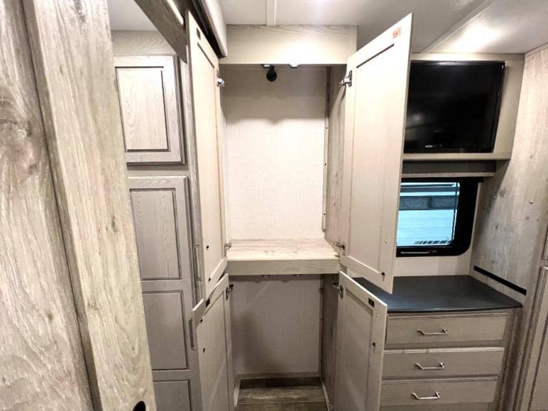 2022 Keystone RV 2022 Keystone RV Alpine - thumbnail 50