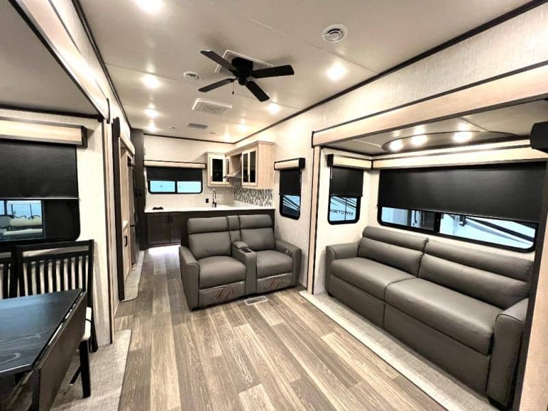 2024 CrossRoads 2024 CrossRoads Cameo - thumbnail 15