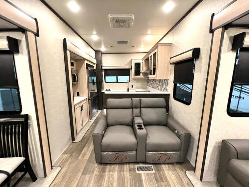 2024 CrossRoads 2024 CrossRoads Cameo - thumbnail 17