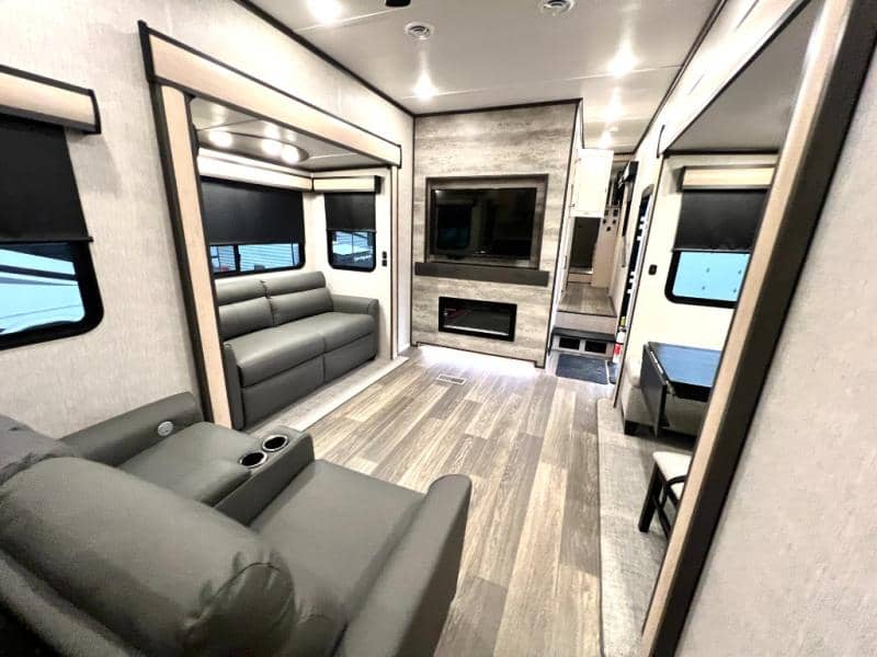 2024 CrossRoads 2024 CrossRoads Cameo - thumbnail 34