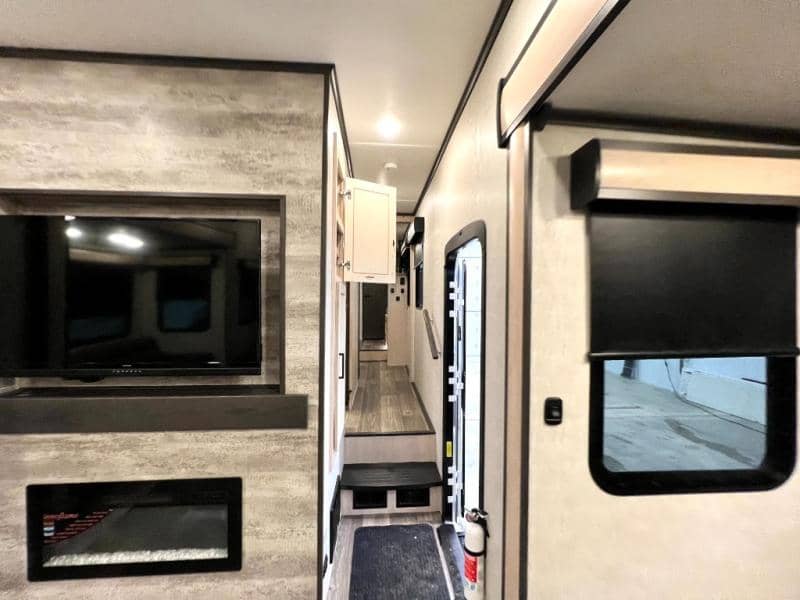 2024 CrossRoads 2024 CrossRoads Cameo - thumbnail 35