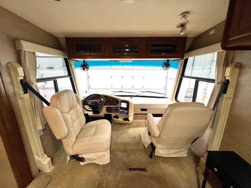 2013 Thor Motor Coach 2013 Thor Motor Coach Outlaw - thumbnail 11