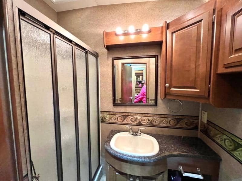 2013 Thor Motor Coach 2013 Thor Motor Coach Outlaw - thumbnail 35