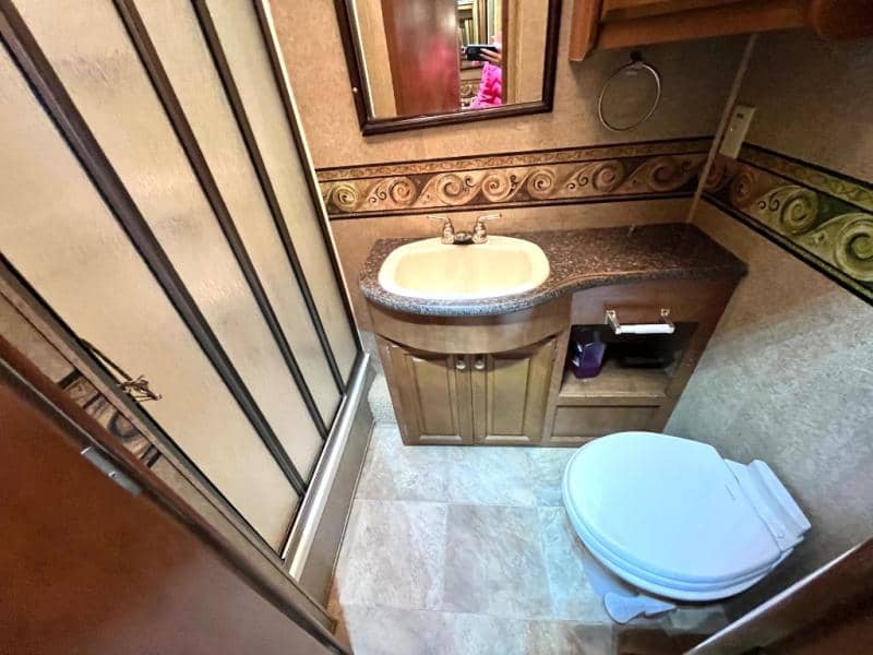 2013 Thor Motor Coach 2013 Thor Motor Coach Outlaw - thumbnail 36