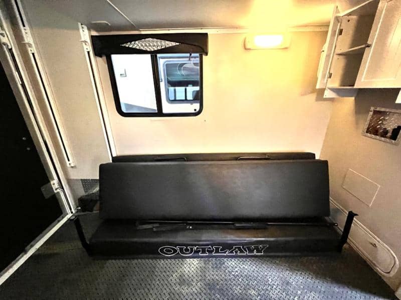 2013 Thor Motor Coach 2013 Thor Motor Coach Outlaw - thumbnail 50