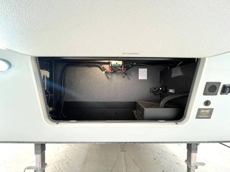 2026 Forest River 2026 Forest River Rockwood Signature - thumbnail 13