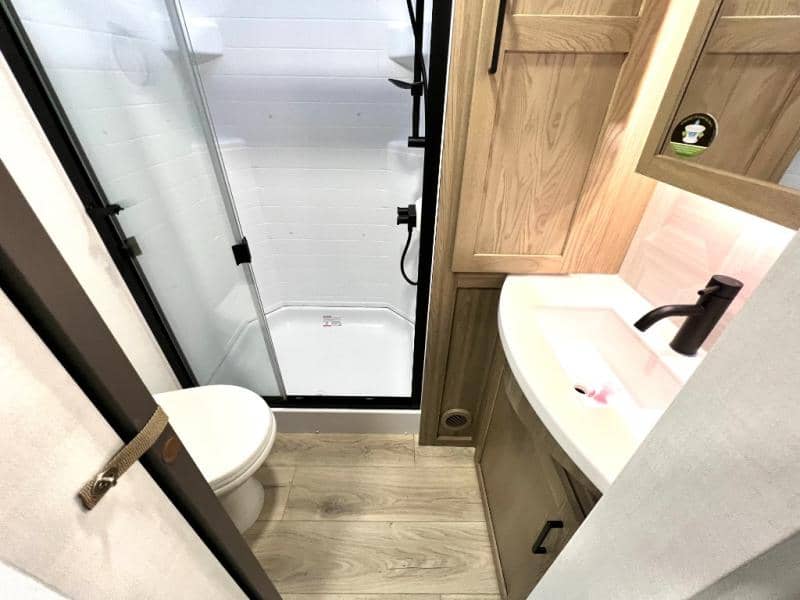 2026 Forest River 2026 Forest River Rockwood Signature - thumbnail 32