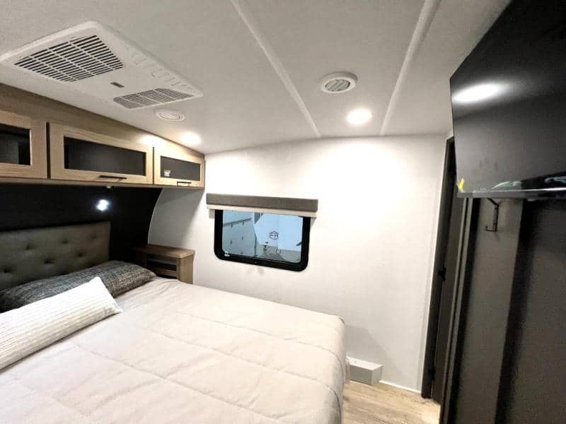 2026 Forest River 2026 Forest River Rockwood Signature - thumbnail 43