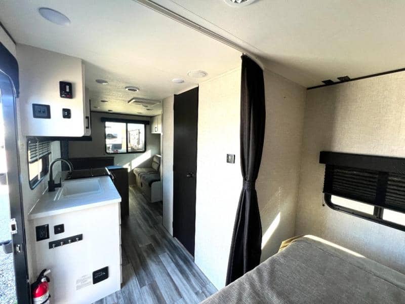 2025 Jayco 2025 Jayco Jay Flight SLX - thumbnail 37