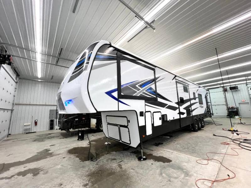 2021 Keystone RV 2021 Keystone RV Fuzion - thumbnail 5