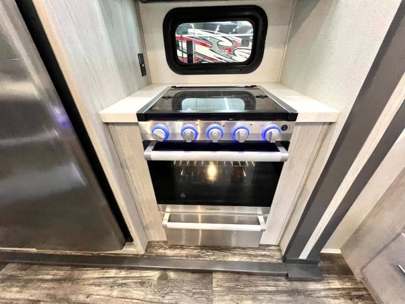 2021 Keystone RV 2021 Keystone RV Fuzion - thumbnail 24