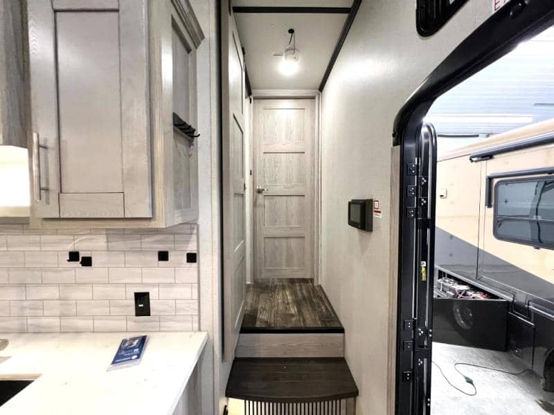 2021 Keystone RV 2021 Keystone RV Fuzion - thumbnail 30