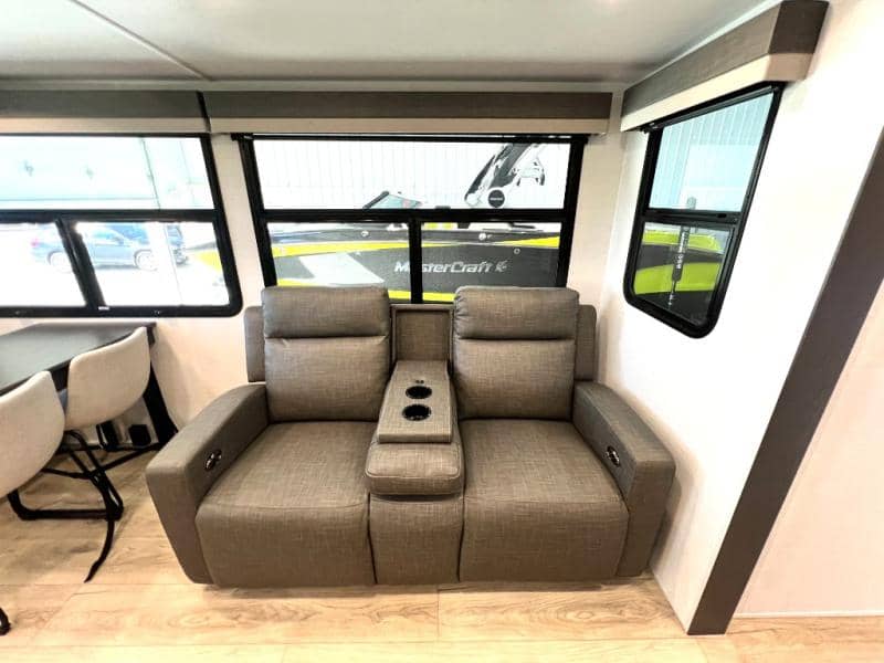 2026 Forest River 2026 Forest River Rockwood Signature - thumbnail 32