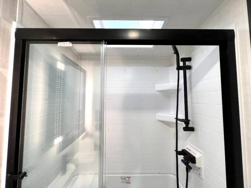 2026 Forest River 2026 Forest River Rockwood Signature - thumbnail 38