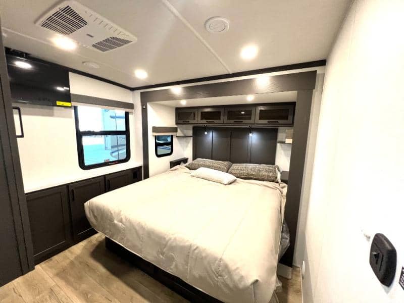 2026 Forest River 2026 Forest River Rockwood Signature - thumbnail 42