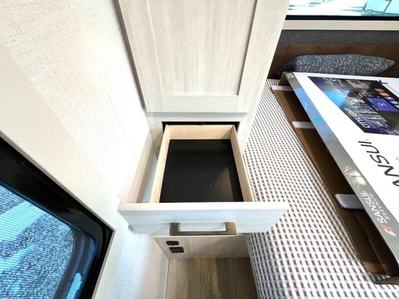 2026 Forest River 2026 Forest River Surveyor Legend - thumbnail 47