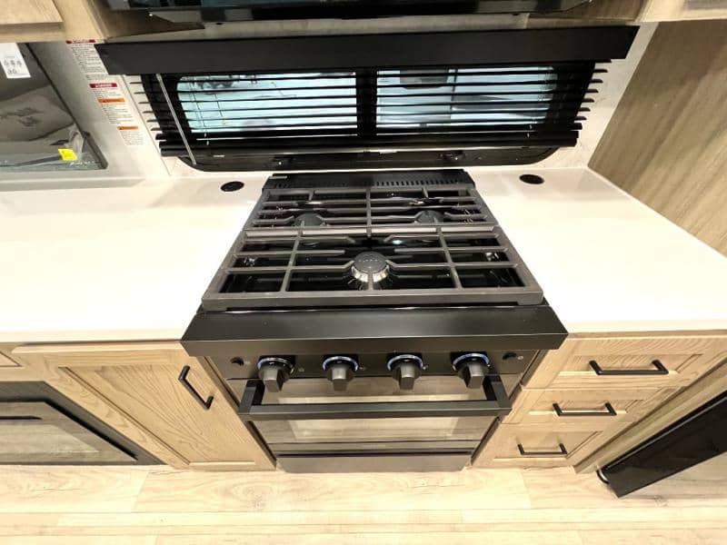 2026 Forest River 2026 Forest River Rockwood Signature - thumbnail 26