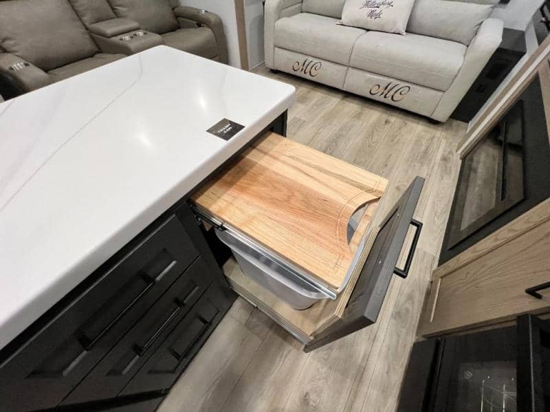 2026 Forest River 2026 Forest River Rockwood Signature - thumbnail 35