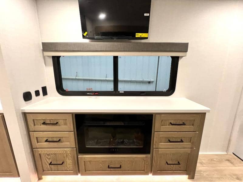 2026 Forest River 2026 Forest River Rockwood Signature - thumbnail 48