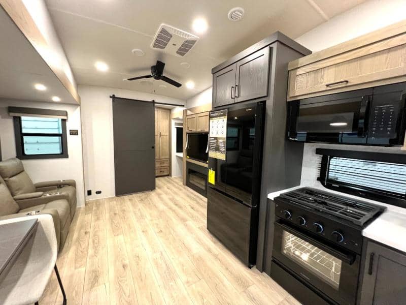 2026 Forest River 2026 Forest River Rockwood Signature - thumbnail 15