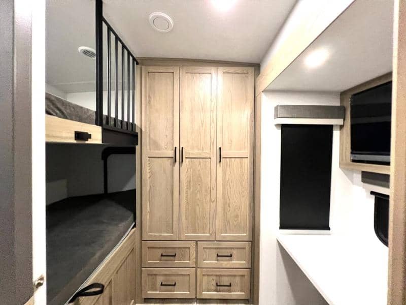 2026 Forest River 2026 Forest River Rockwood Signature - thumbnail 24