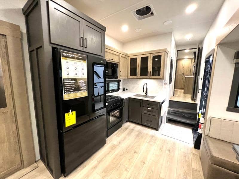 2026 Forest River 2026 Forest River Rockwood Signature - thumbnail 31