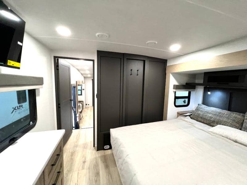 2026 Forest River 2026 Forest River Rockwood Signature - thumbnail 57