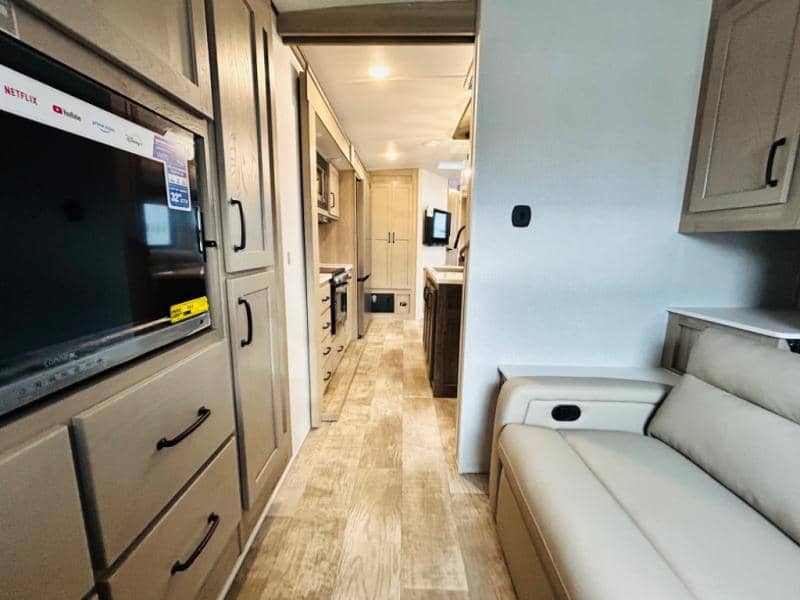 2024 Forest River 2024 Forest River Rockwood Signature - thumbnail 55