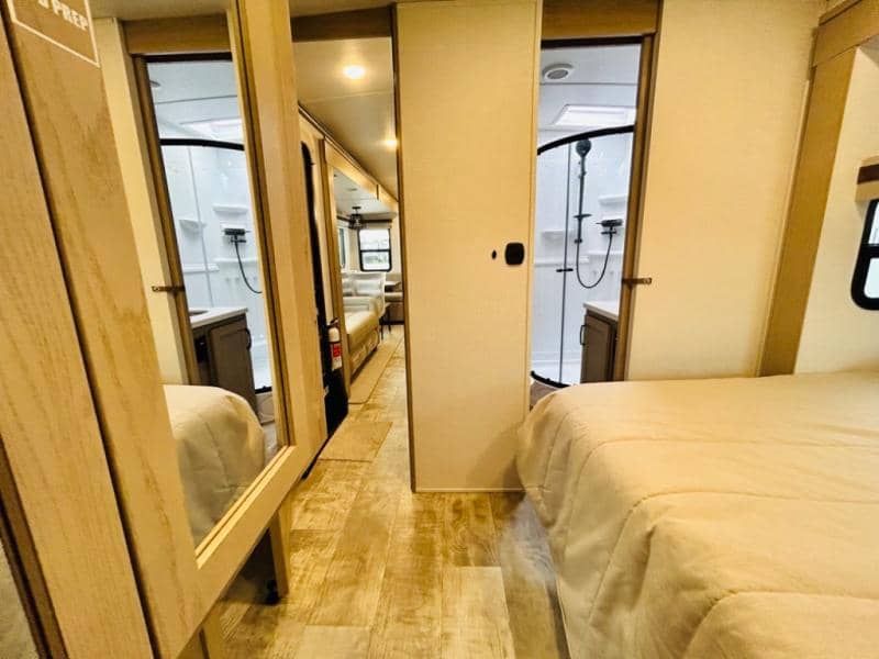 2024 Forest River 2024 Forest River Rockwood Signature - thumbnail 94